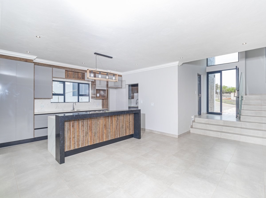 4 Bedroom Property for Sale in Xanadu Eco Park North West